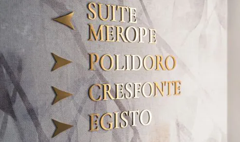 Stanze arredate da Merope