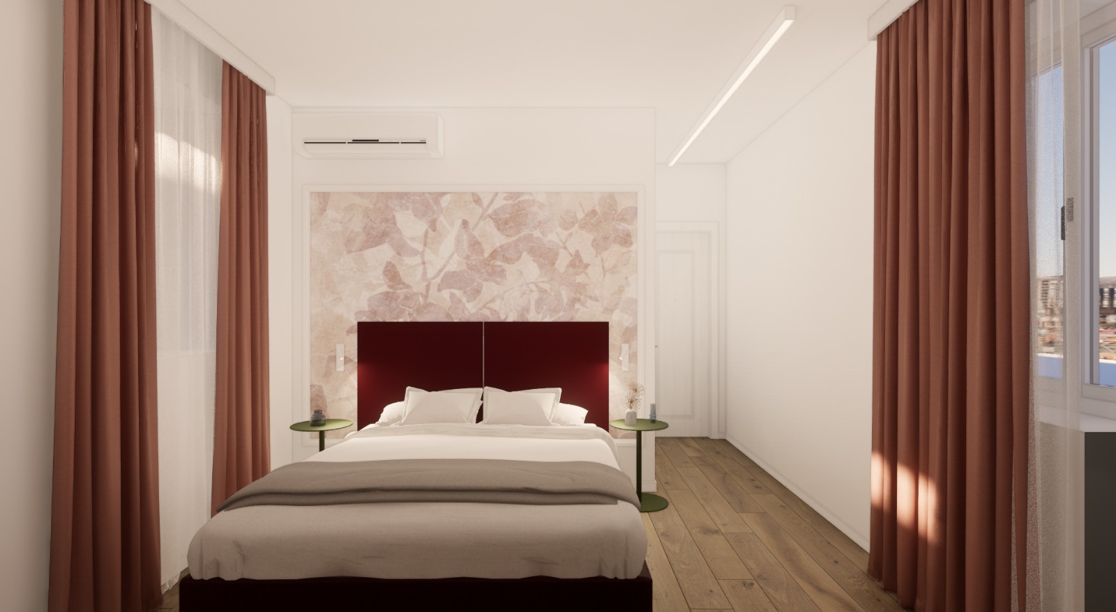 Camera da letto moderna con letto matrimoniale, parete decorativa e tende rosse. Tavolini accanto al letto